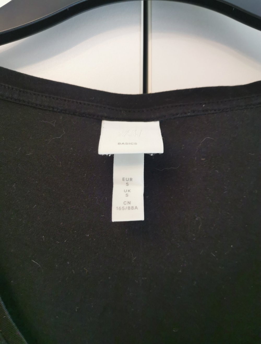 Schwarzes Basictshirt von H&M