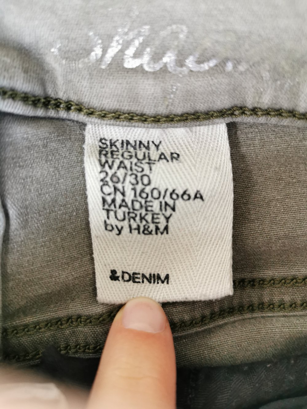 Dunkelgrüne Jeans von H&M