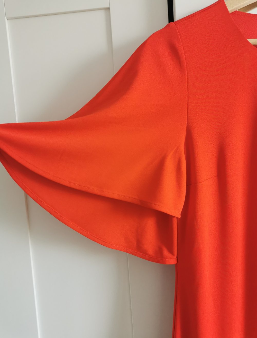 Wunderschönes rotes Kleid von H&M