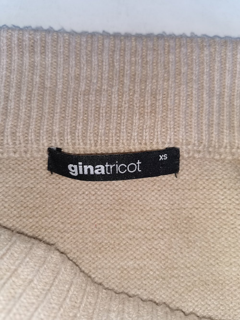 Schöner, beiger Minirock in XS