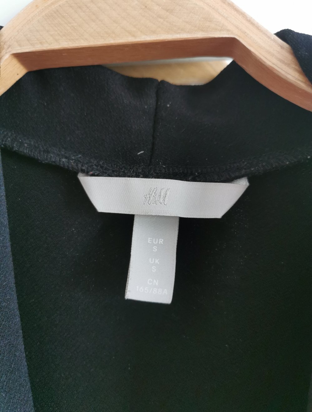 Schickes schwarzes Tshirt von H&M