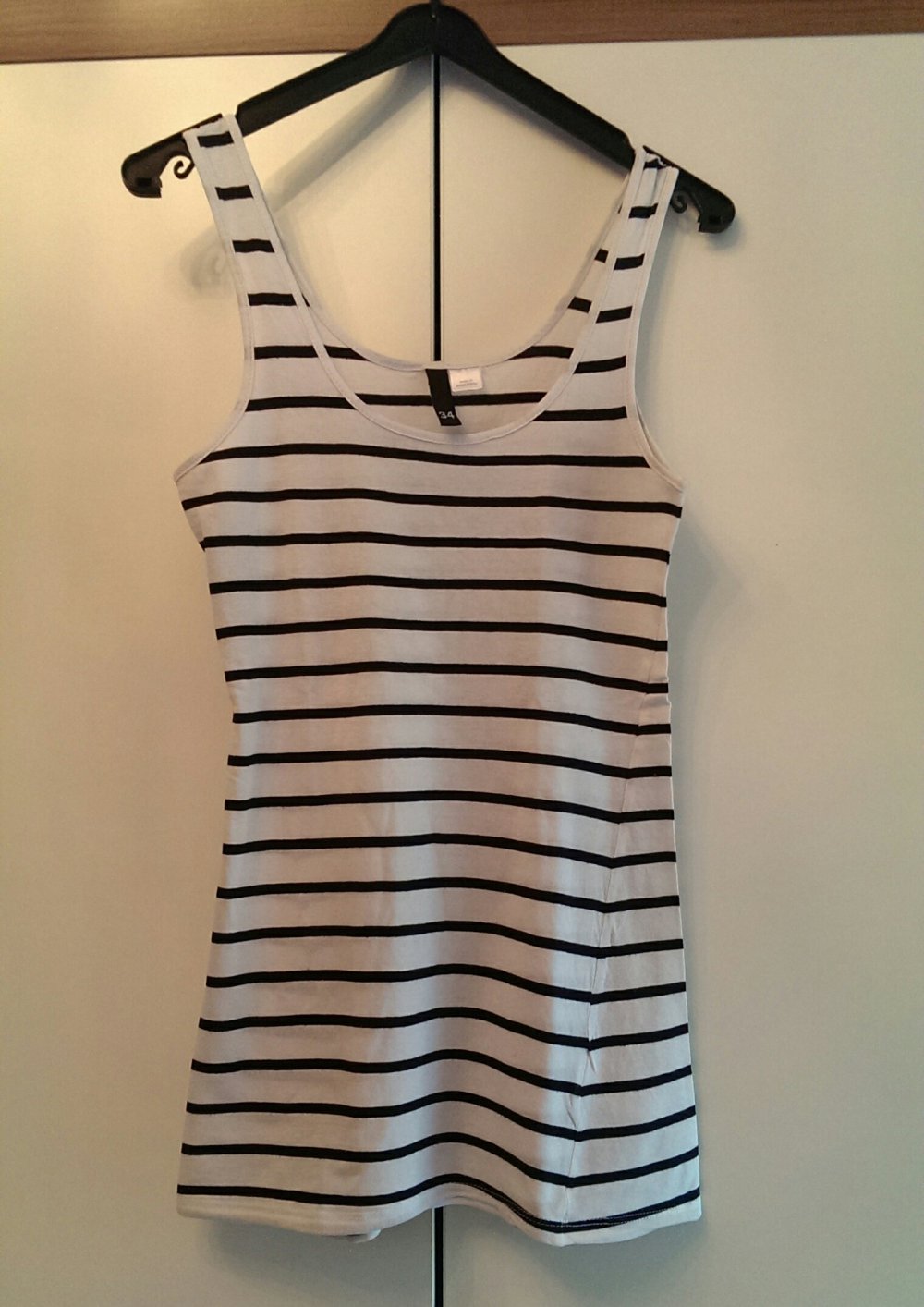 Weiß-schwarz gestreiftes Basic-Top von H&M