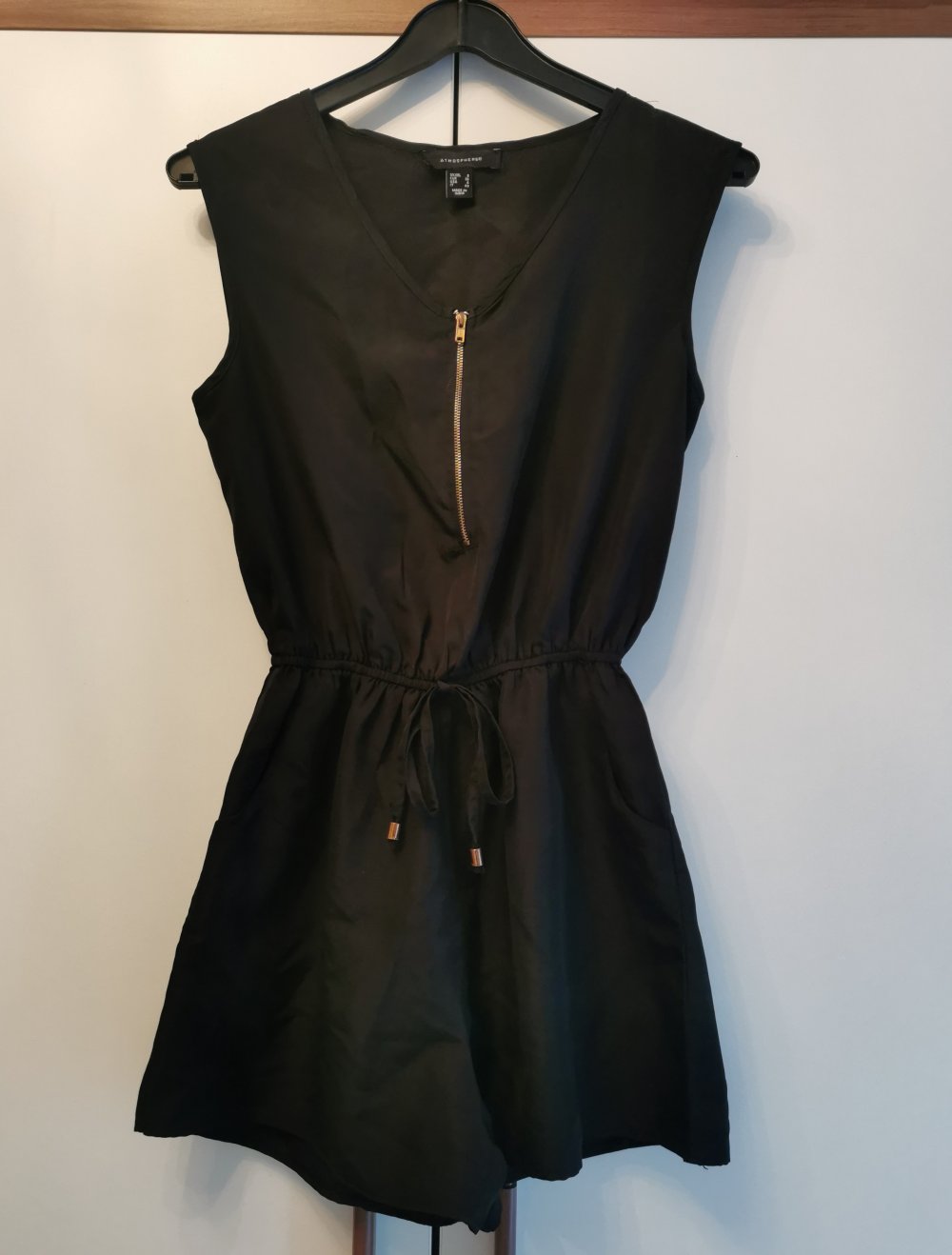 Cooler schwarzer Jumpsuit