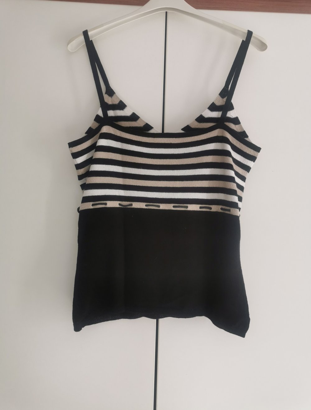 Cooles Top mit zweiteiligem Muster