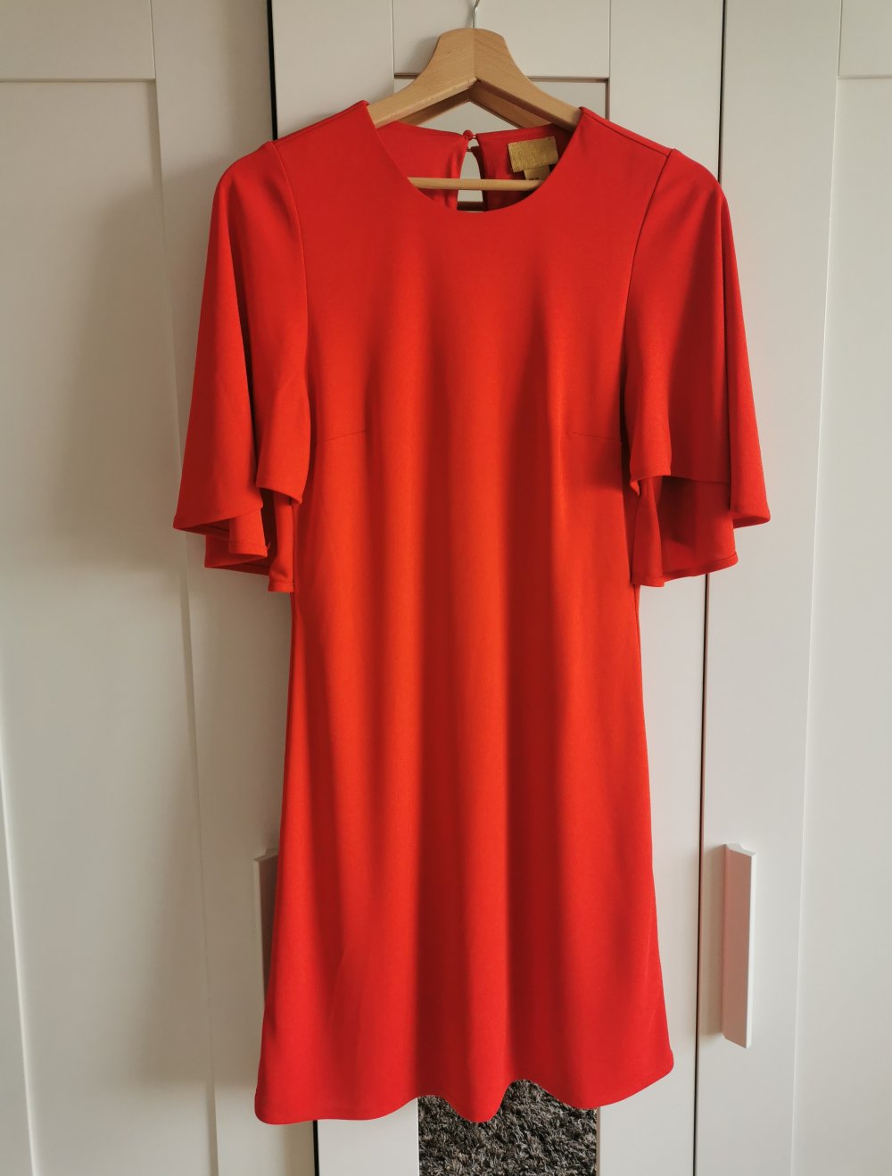 Wunderschönes rotes Kleid von H&M