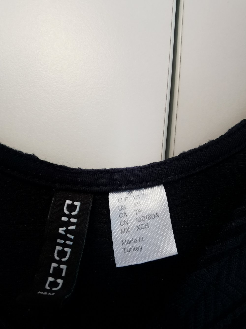 Süßes, dunkelblaues Skater-Kleid von H&M