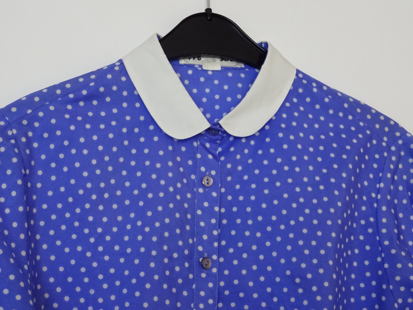 Blaue Bluse mit Polka Dots Tupfen Punkte Bubikragen Gr. 48 Gr. XL