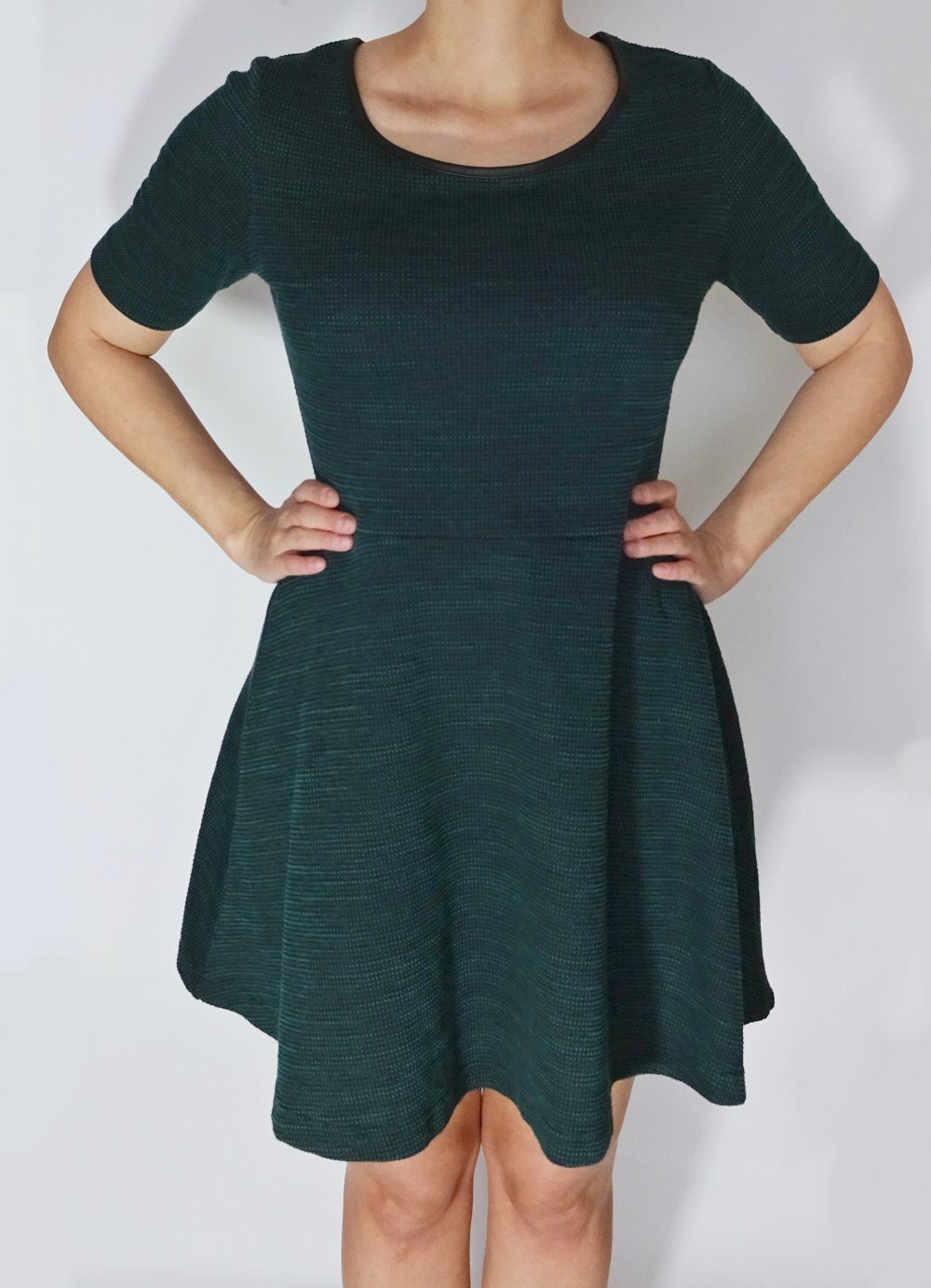 Dunkelgrünes Jacquard Kleid Skaterkleid Gr. 42 Gr. M