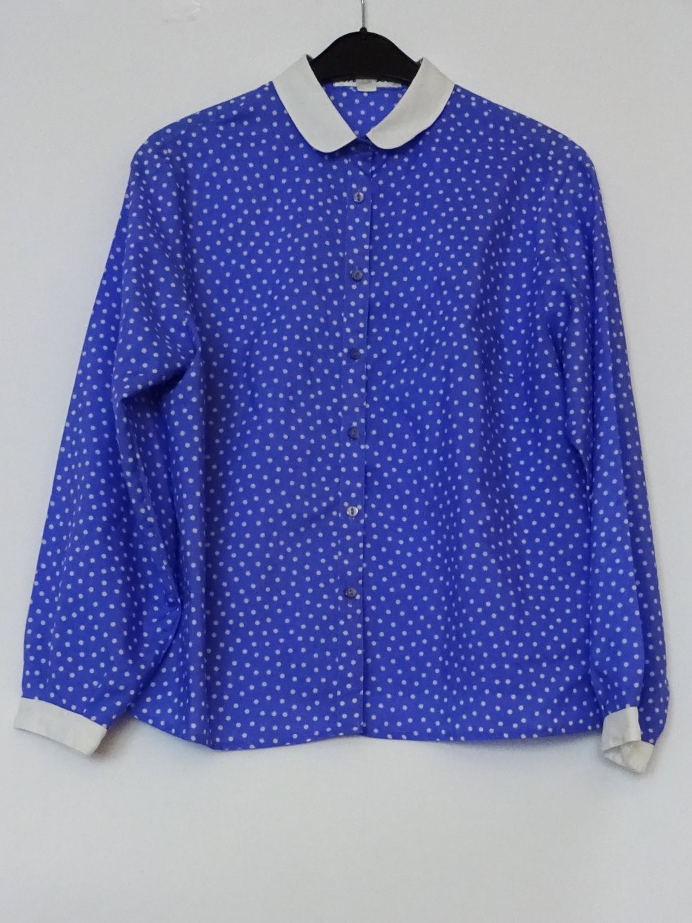 Blaue Bluse mit Polka Dots Tupfen Punkte Bubikragen Gr. 48 Gr. XL