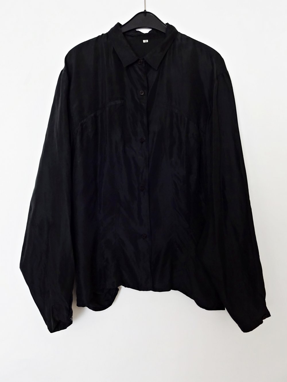 Schwarze Vintage Seidenbluse mit Raffung am Rücken Weite Ärmel Gr. S Gr. 38