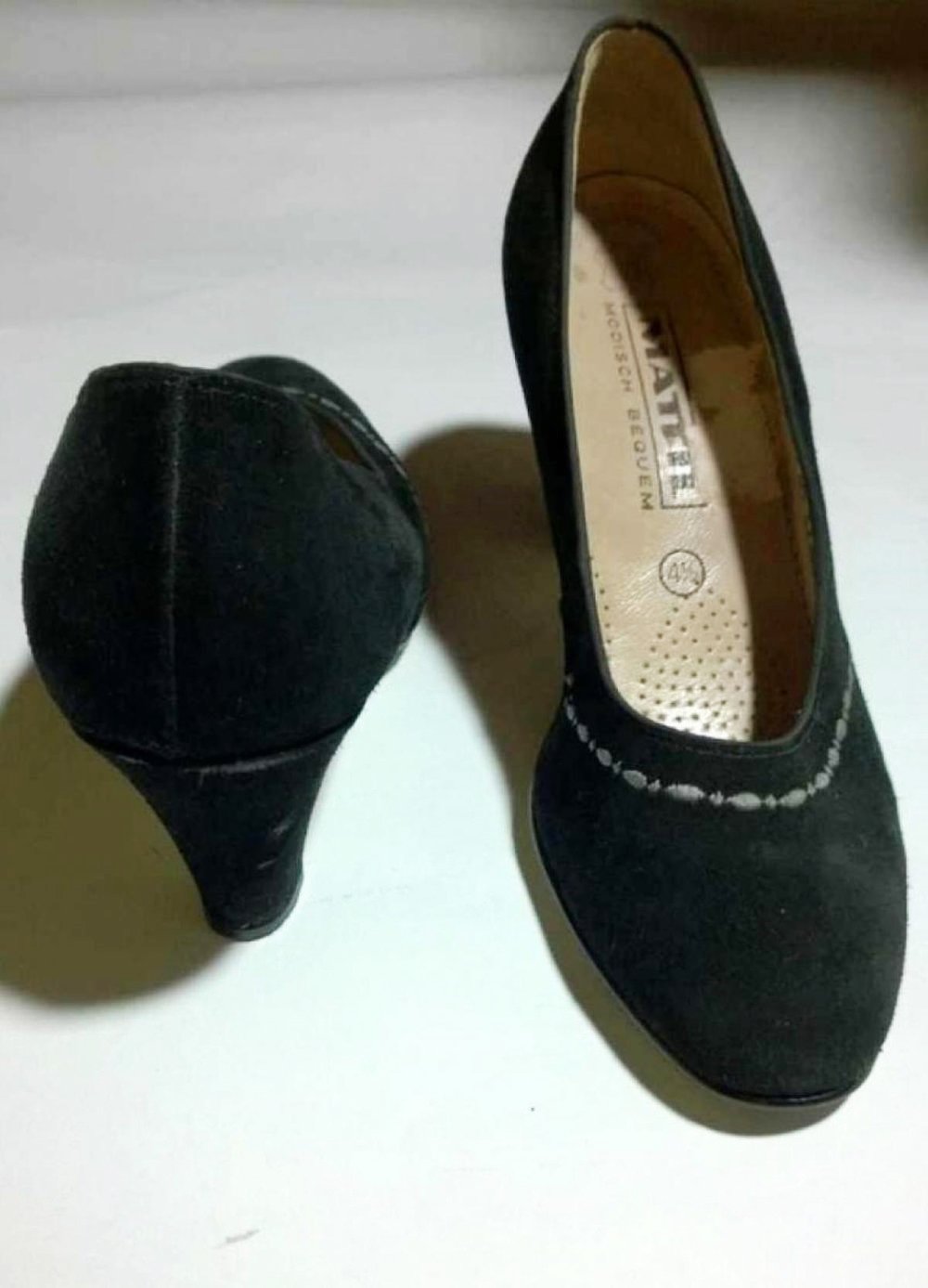 Schwarze Wildleder Pumps Oktoberfest Wiesn 90er Vintage Gr. 4 1/2 Gr. 37 1/2