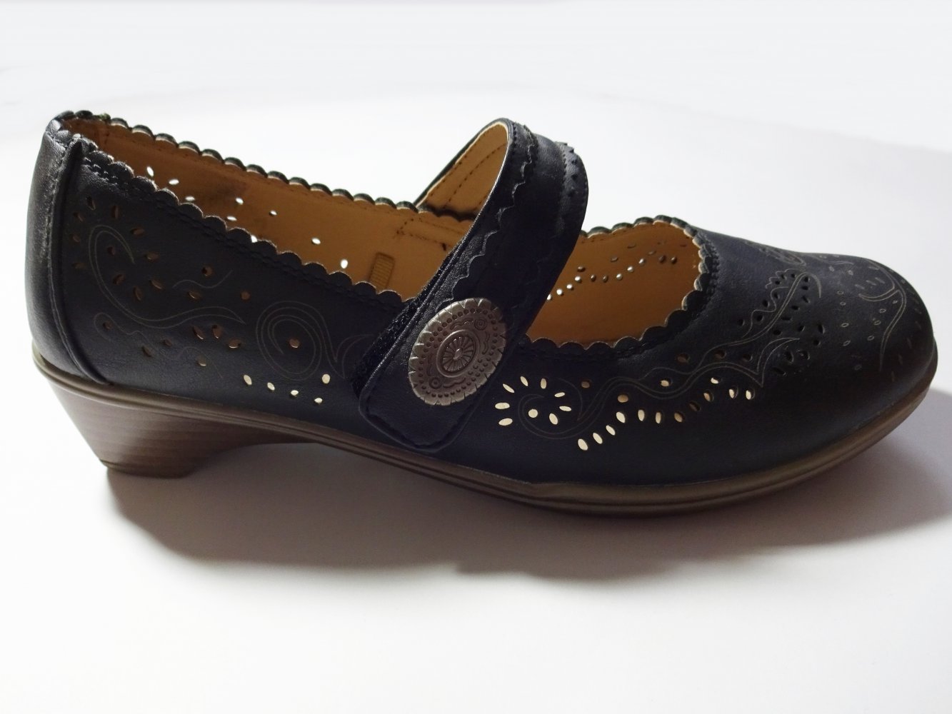 Dunkelblaue Riemchen Ballerinas Klettverschluss Lochmuster Sommer Frühling Gr. 39