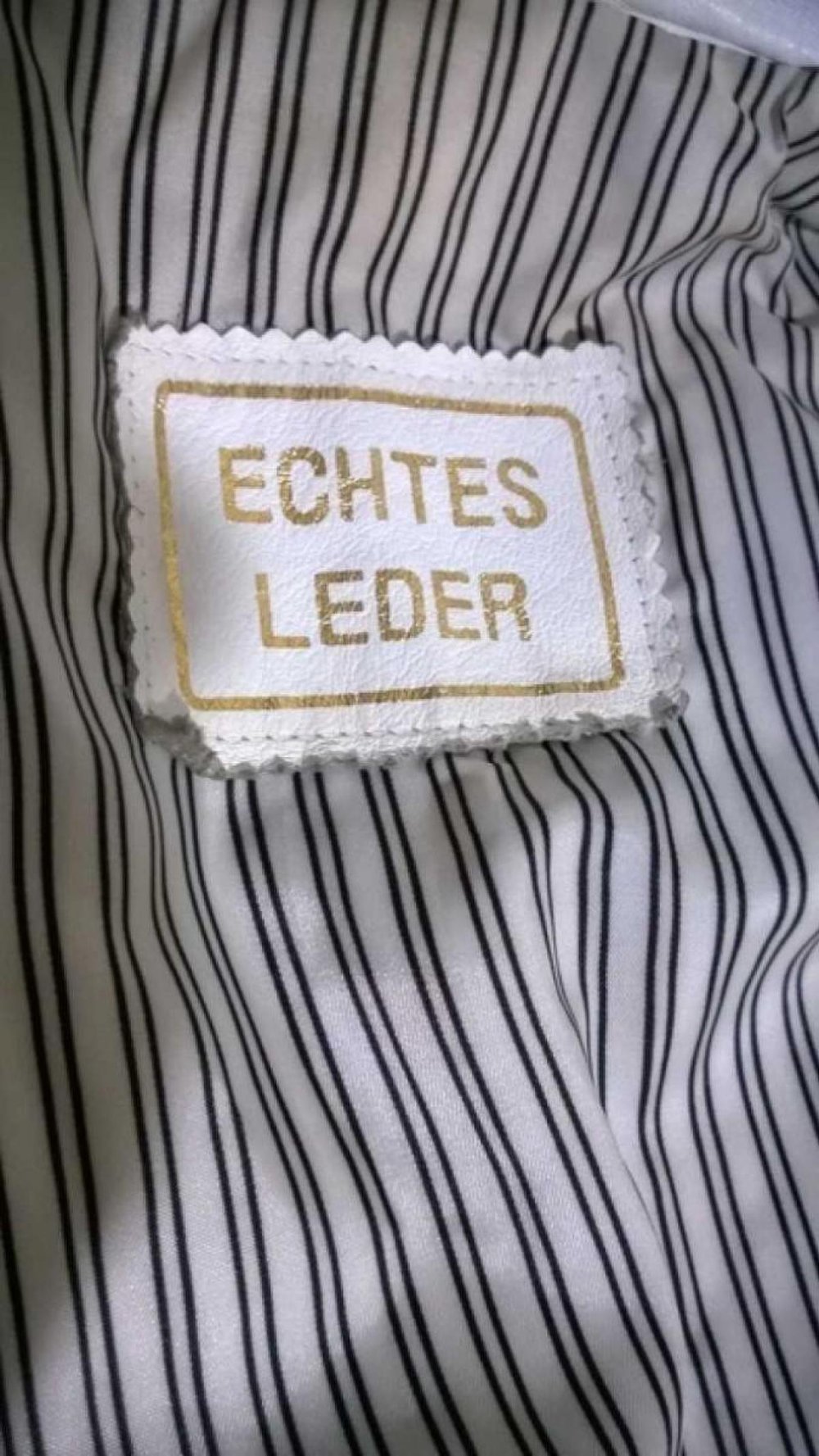 Weiße Lederjacke mit Schulterpolstern Vintage 80er Gr. 38 Gr. S