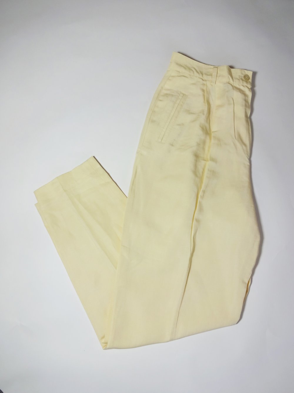 Pastellgelbe Karottenhose High Waist Highwaist Mom Gr. M Gr. 40 Gr. 42 Gr. 40/42