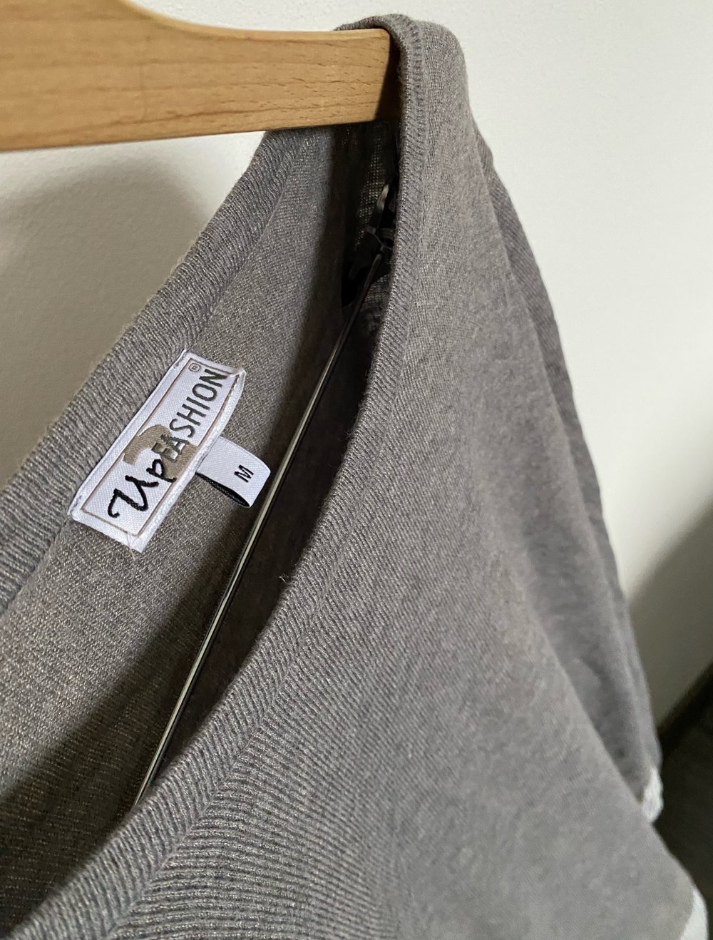 schicker langer Pullover mit bluseneinsatz gr M