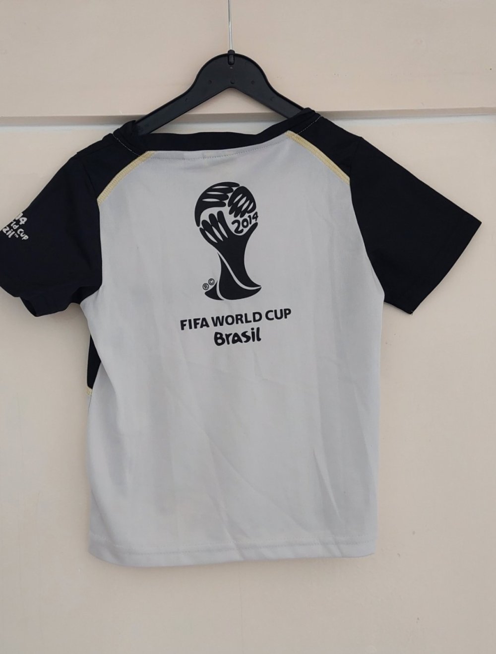 Jungen Shirt gr. 110/116 Fifa World Cup
