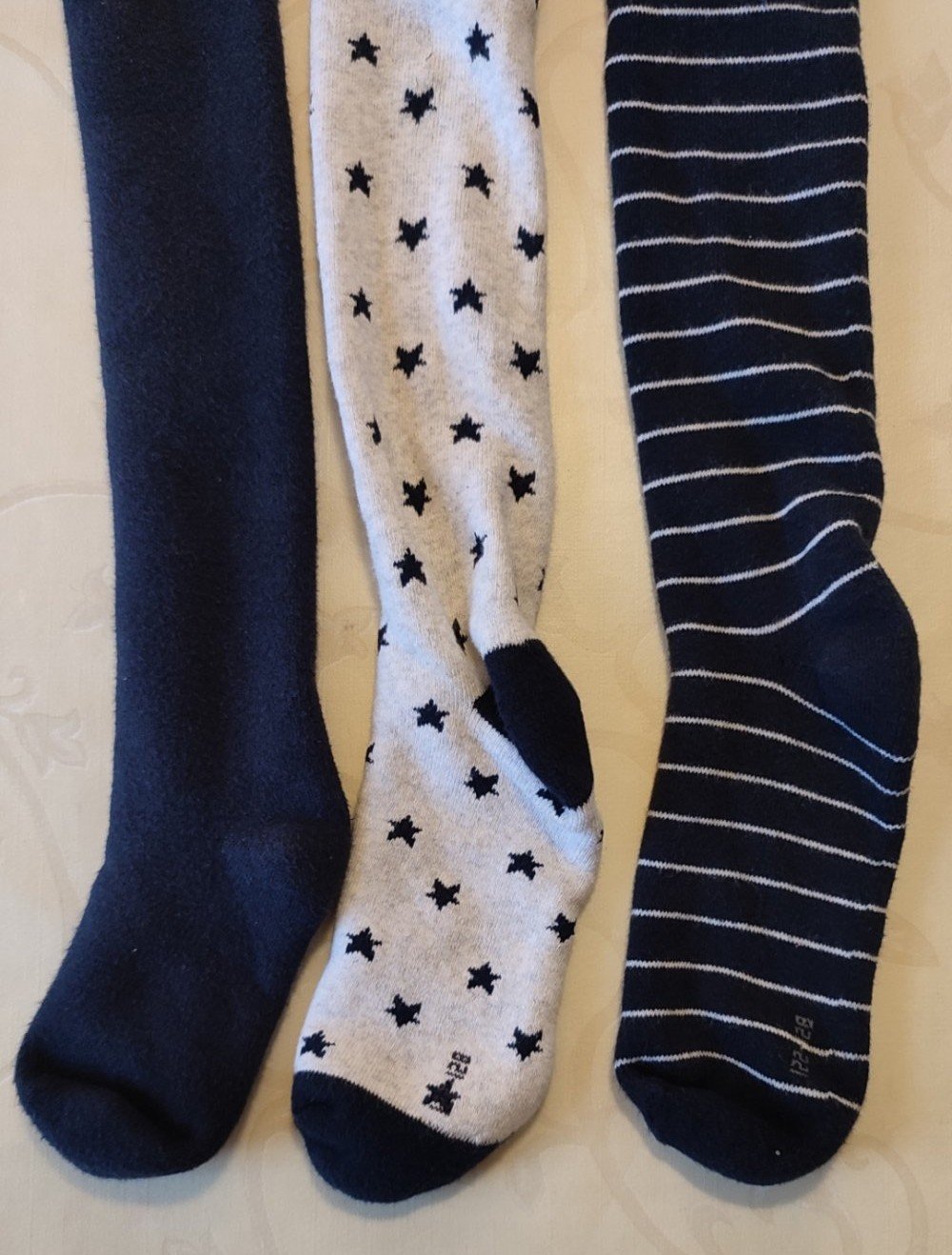 Set aus drei warmen Strumpfhosen