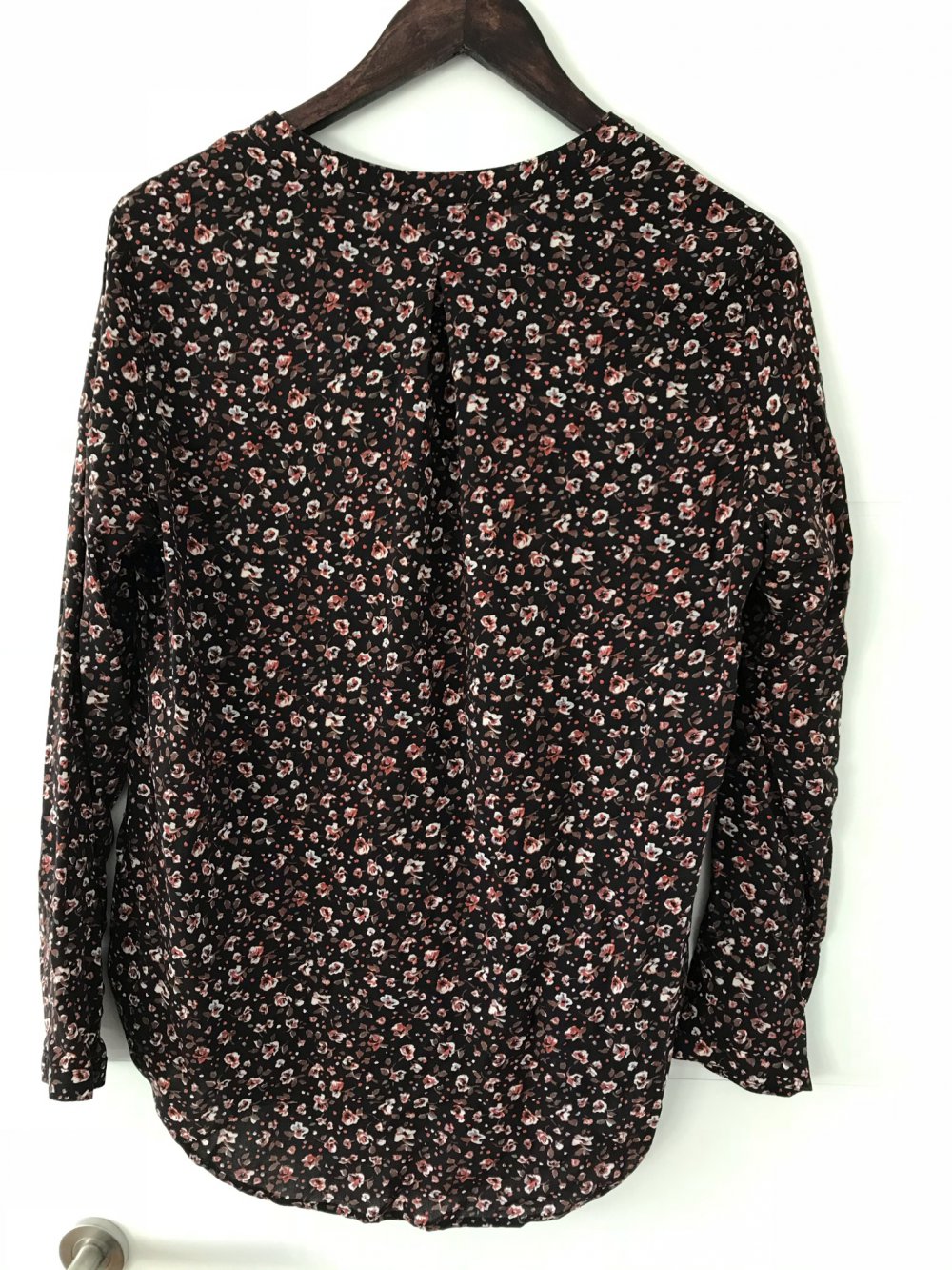 Langärmelige edc Bluse aus Viskose 