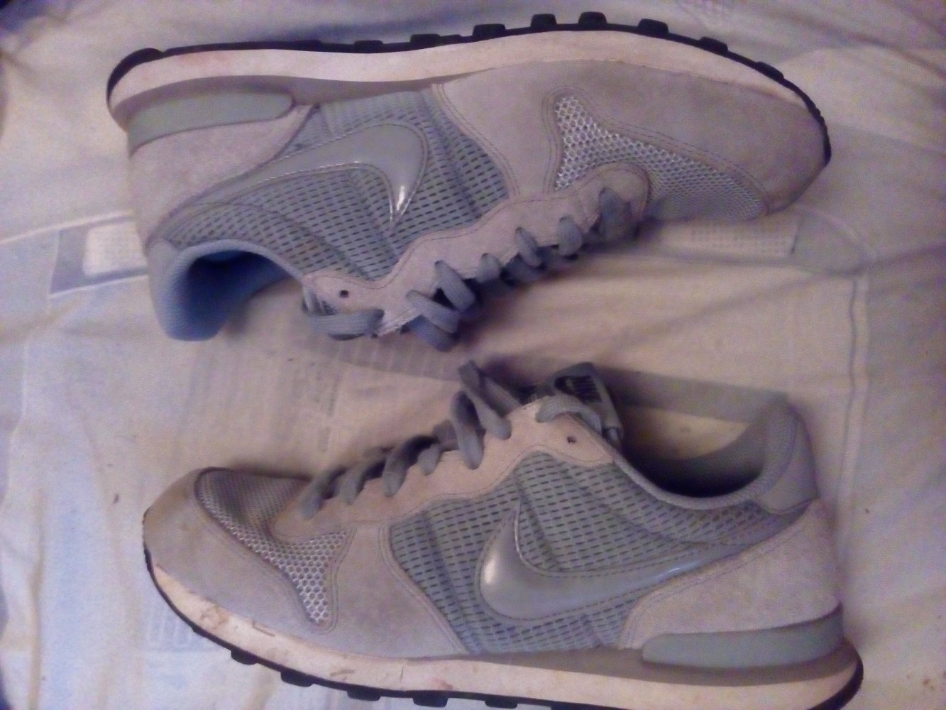 Grau /Blaue Nike internatiolist 