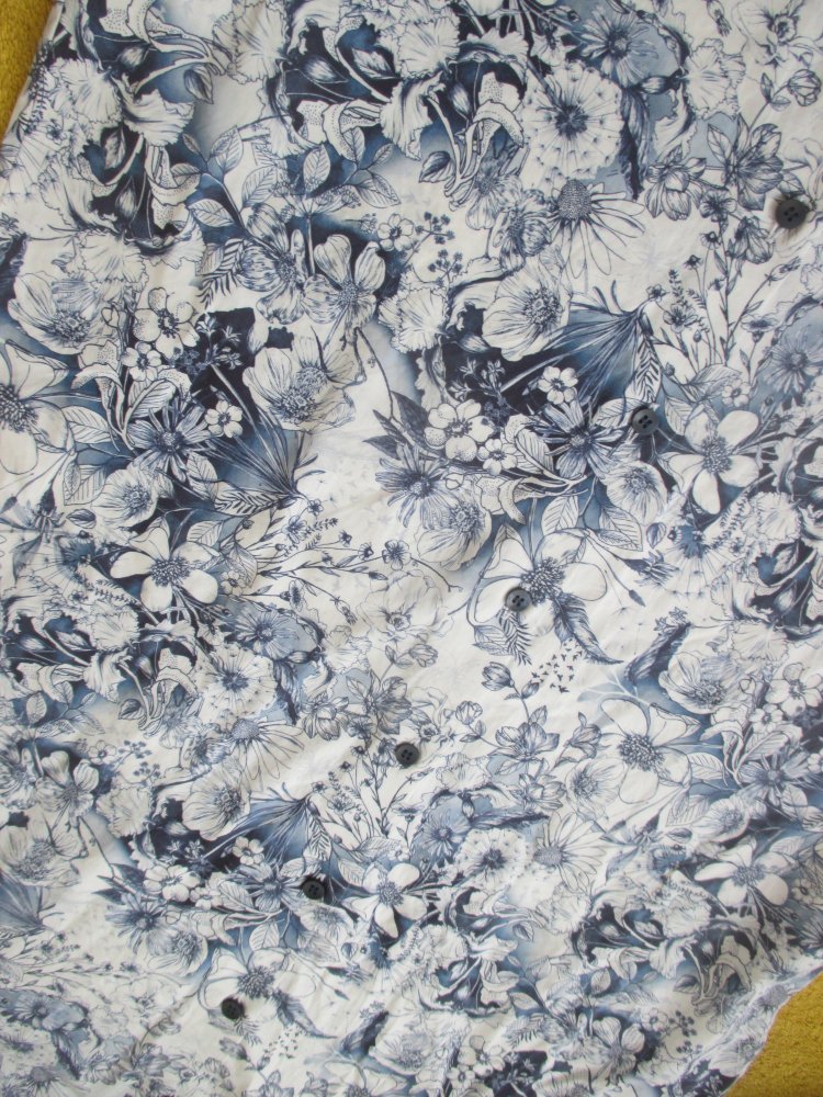 NEU * Stylisch * Business * Anlass * Freizeit * Blumen * Blüten * Flower- Power * Langarm * Hemd 