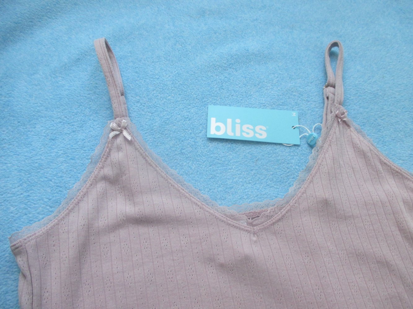 NEU mit Etikett * Edel * Schleifen- Lace- Spitzen * Romantik * Ajour * Spaghetti * Träger- Top * T- Shirt 