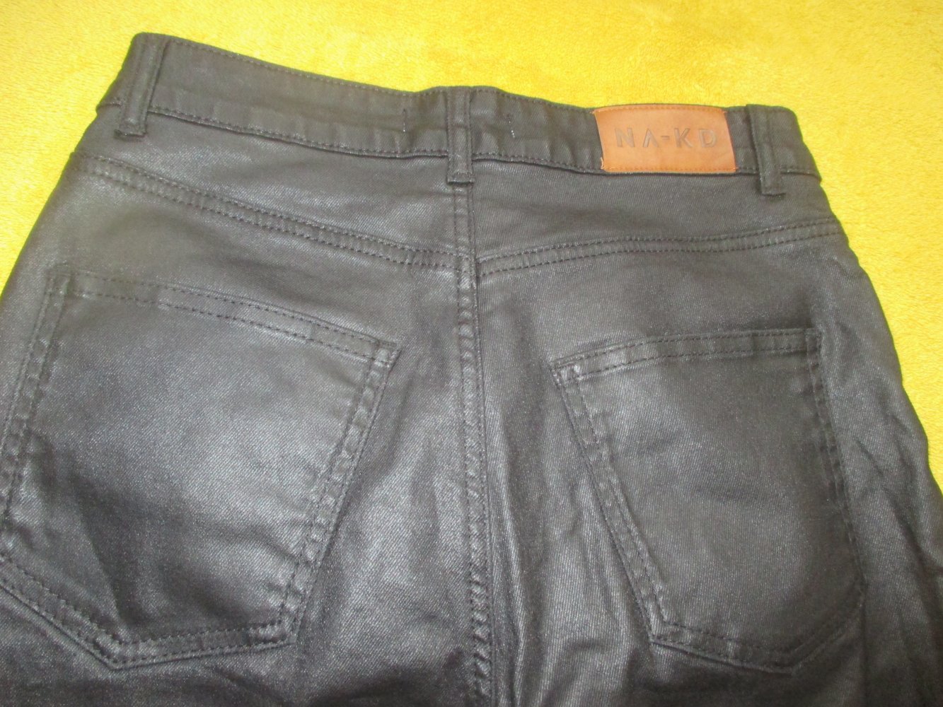 NEU mit Etikett * Leder * Imitat * Biker- Style * Jeans- Hose 