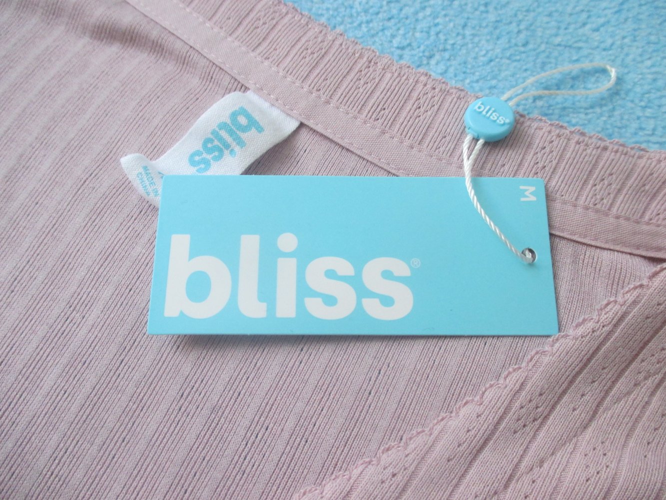 NEU mit Etikett * Edel * Schleifen- Lace- Spitzen * Romantik * Ajour * Spaghetti * Träger- Top * T- Shirt 