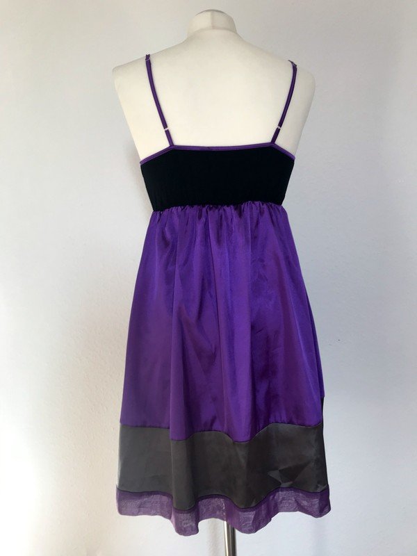 NEU * Anlass * Abend * Disco * Ausgeh * Cocktail * Ball * Seiden- Satin * Spaghetti Träger * Mini * KLEID 