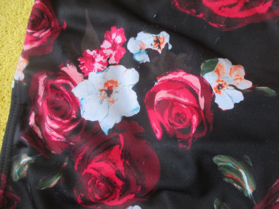 NEU * Sexy * Rosen * Romantik * Cut out * Bustier * Bandeau * Push- Up * Bikini 