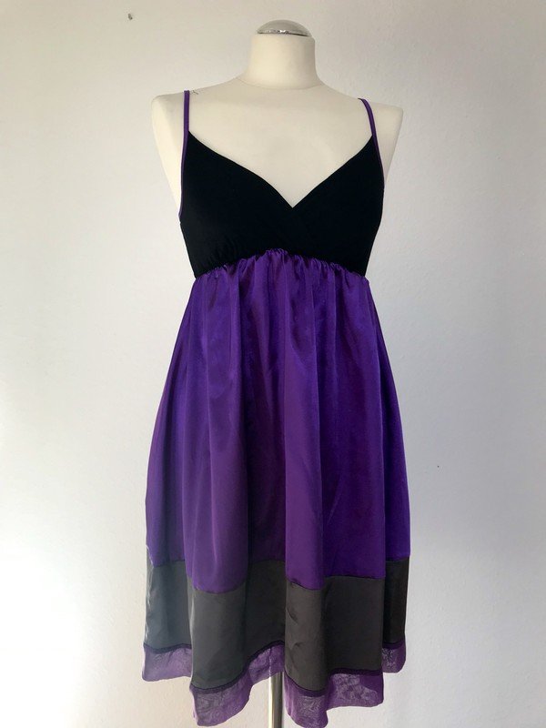 NEU * Anlass * Abend * Disco * Ausgeh * Cocktail * Ball * Seiden- Satin * Spaghetti Träger * Mini * KLEID 