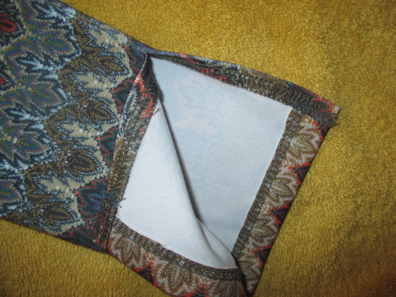  NEU * Edel * stylisch * Missioni- Optik * Strech * Koffer * Etui * Midi- Kleid 