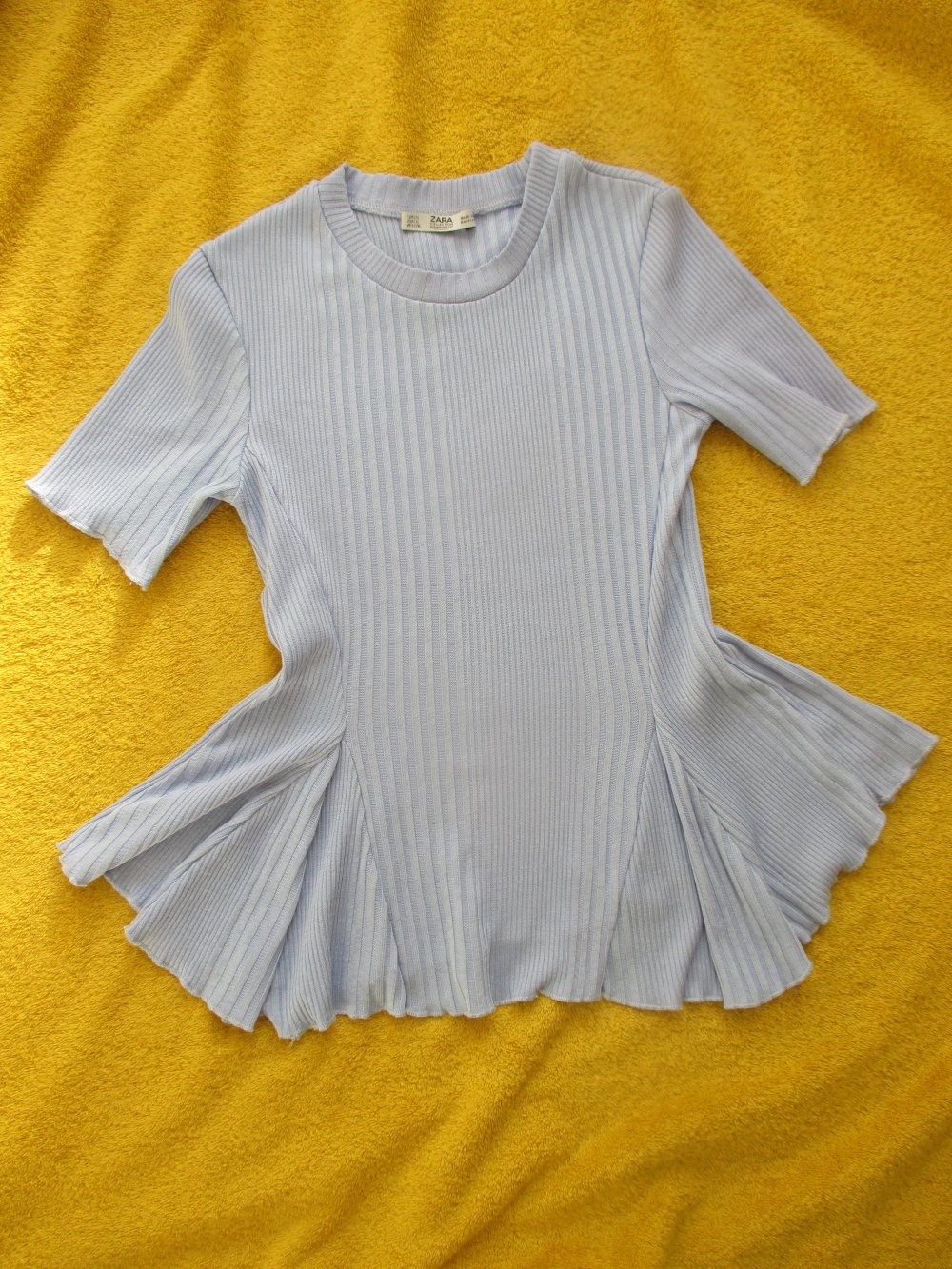 NEU * edel * Ripp- Optik * Bodycon * ?Peplum * T- Shirt * Pullover 