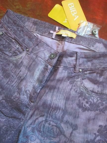  NEU mit ETIKETT * Designer * Barock * Rokoko Style * Glitzer Kristalle * Nieten * Jeans- Hose 