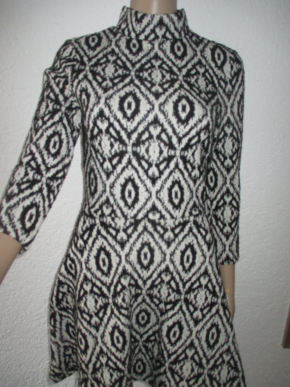 NEU Retro Grafik Boho Style Winter A-Linie Skater Strech Kleid 