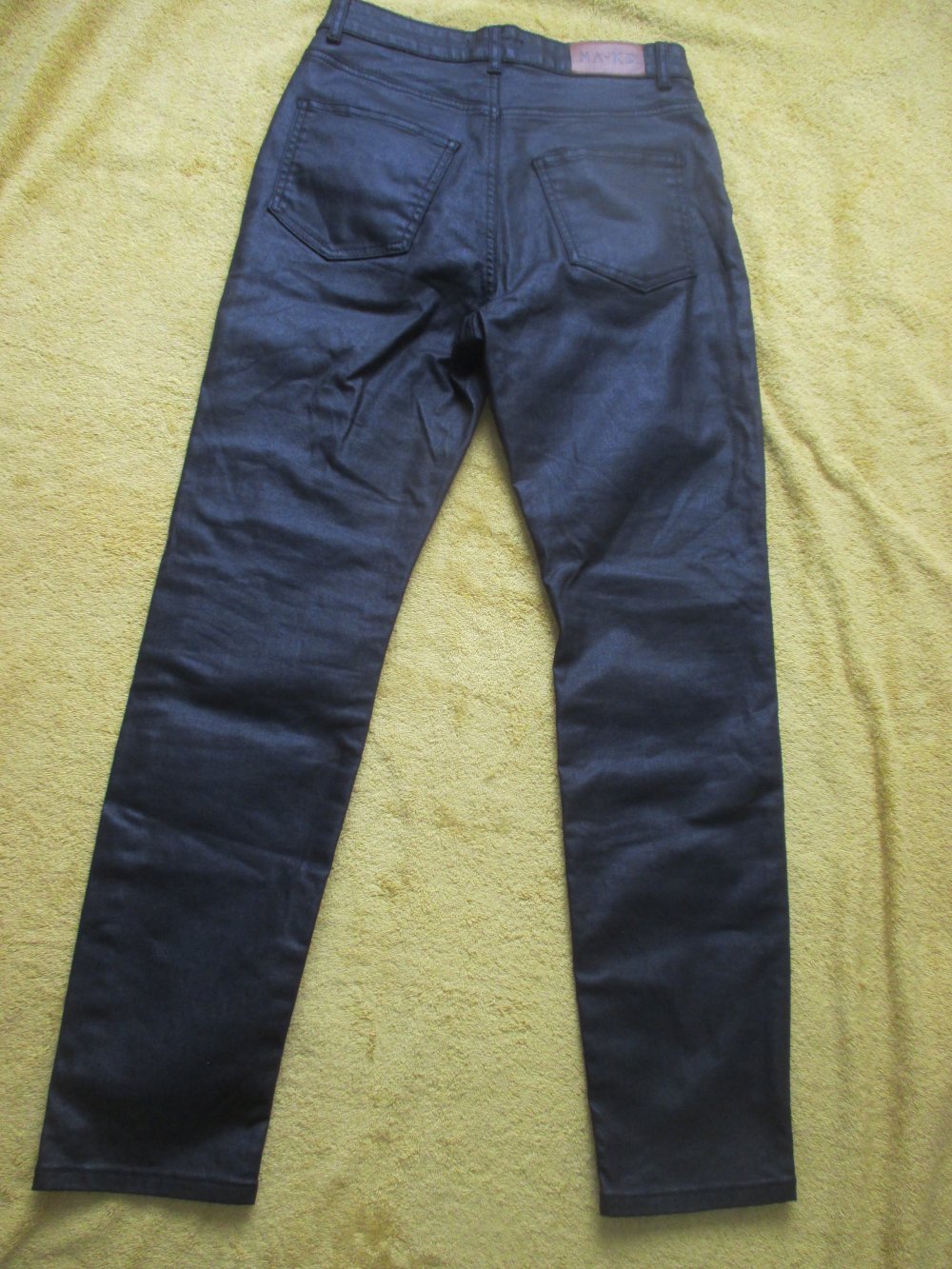NEU mit Etikett * Leder * Imitat * Biker- Style * Jeans- Hose 