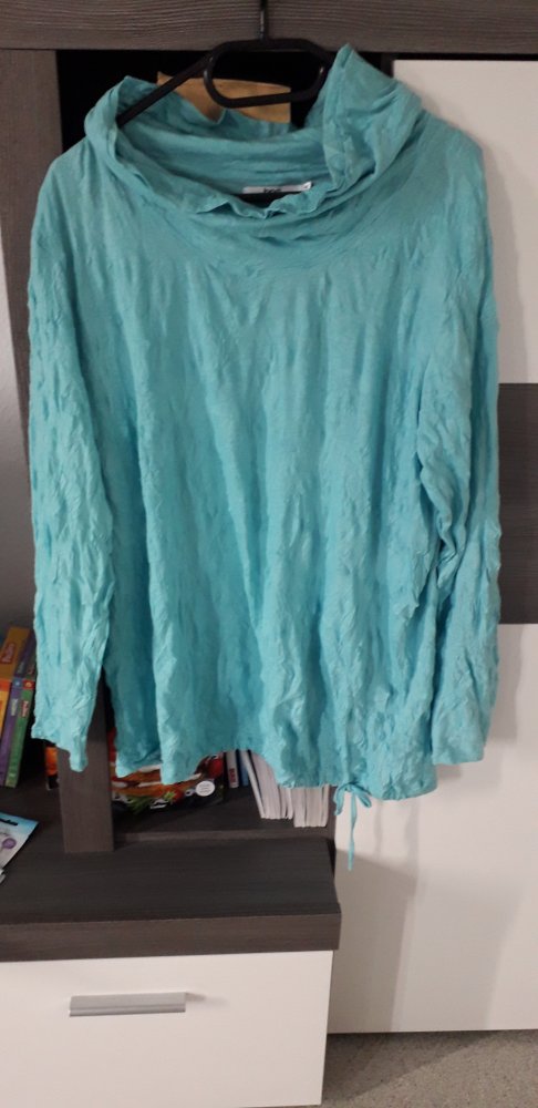 Schönes Langarm Shirt