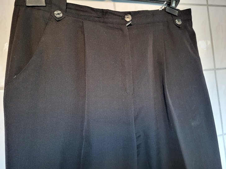 Fabiani schwarze Hose gr. 46