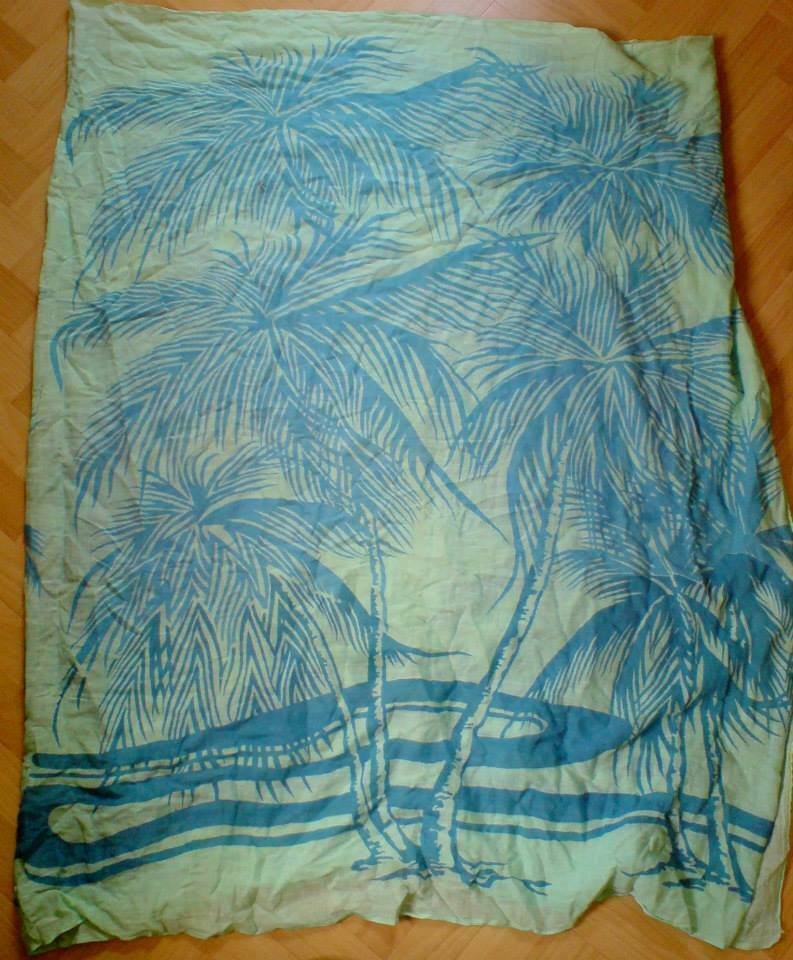 Grosses Tuch 1,60 x 95 guter Zustand getragen