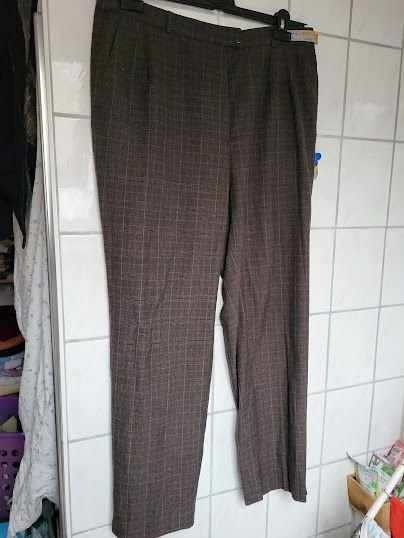 Zerres Hose gr. 44 22 kurzfom stoffhose 