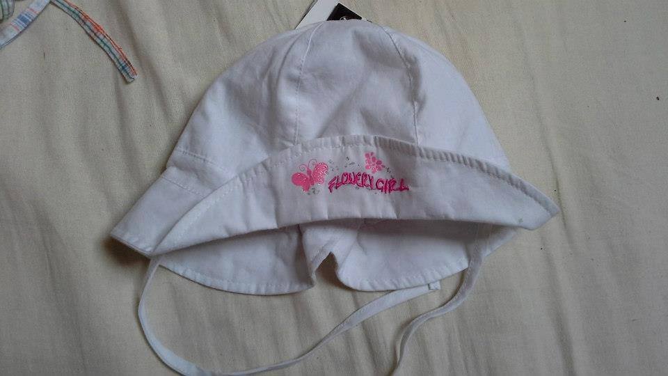 babyhut gr. 49 weiss neu