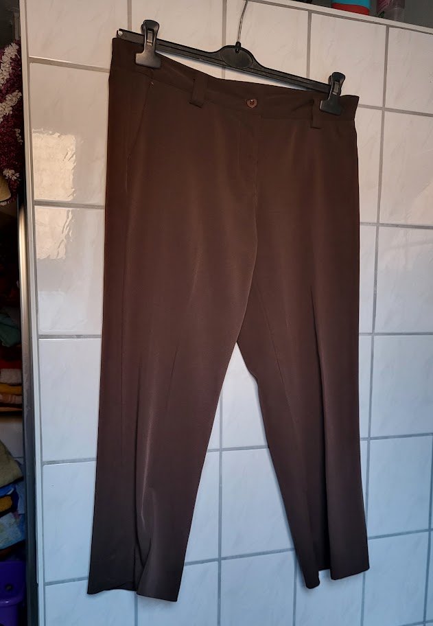 Mo Hose Gr. 42 dunkelbraun Kurzgrösse
