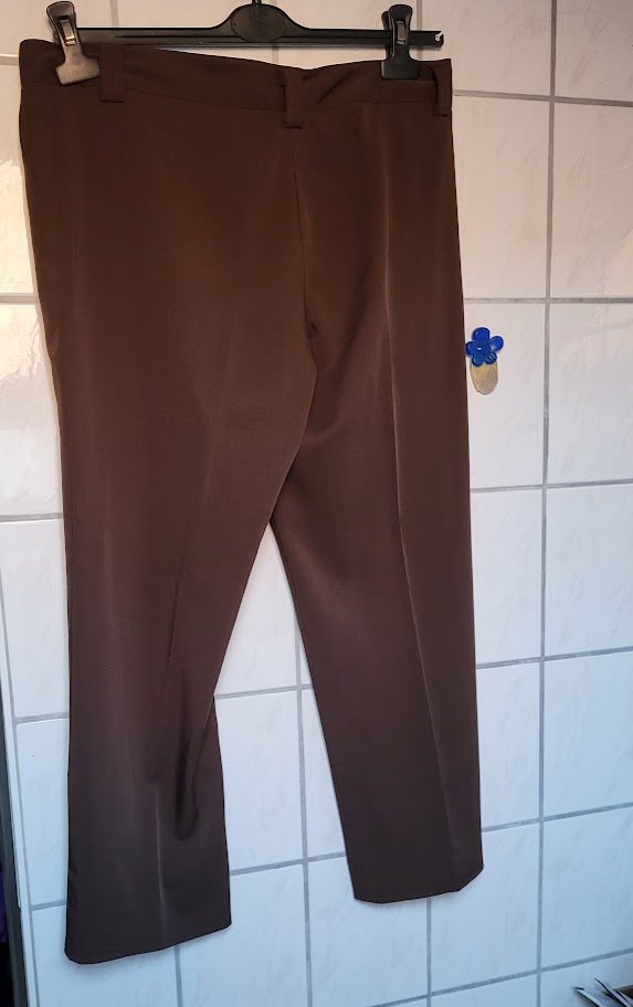 Mo Hose Gr. 42 dunkelbraun Kurzgrösse