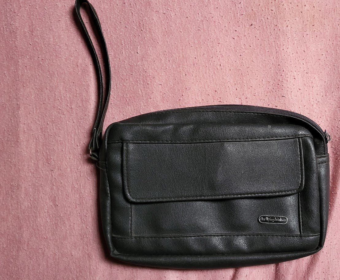 Schwarze Herrentasche Lederimitat