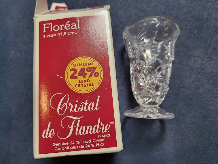 Kleine Bleikristallvase neu 11,5 cm