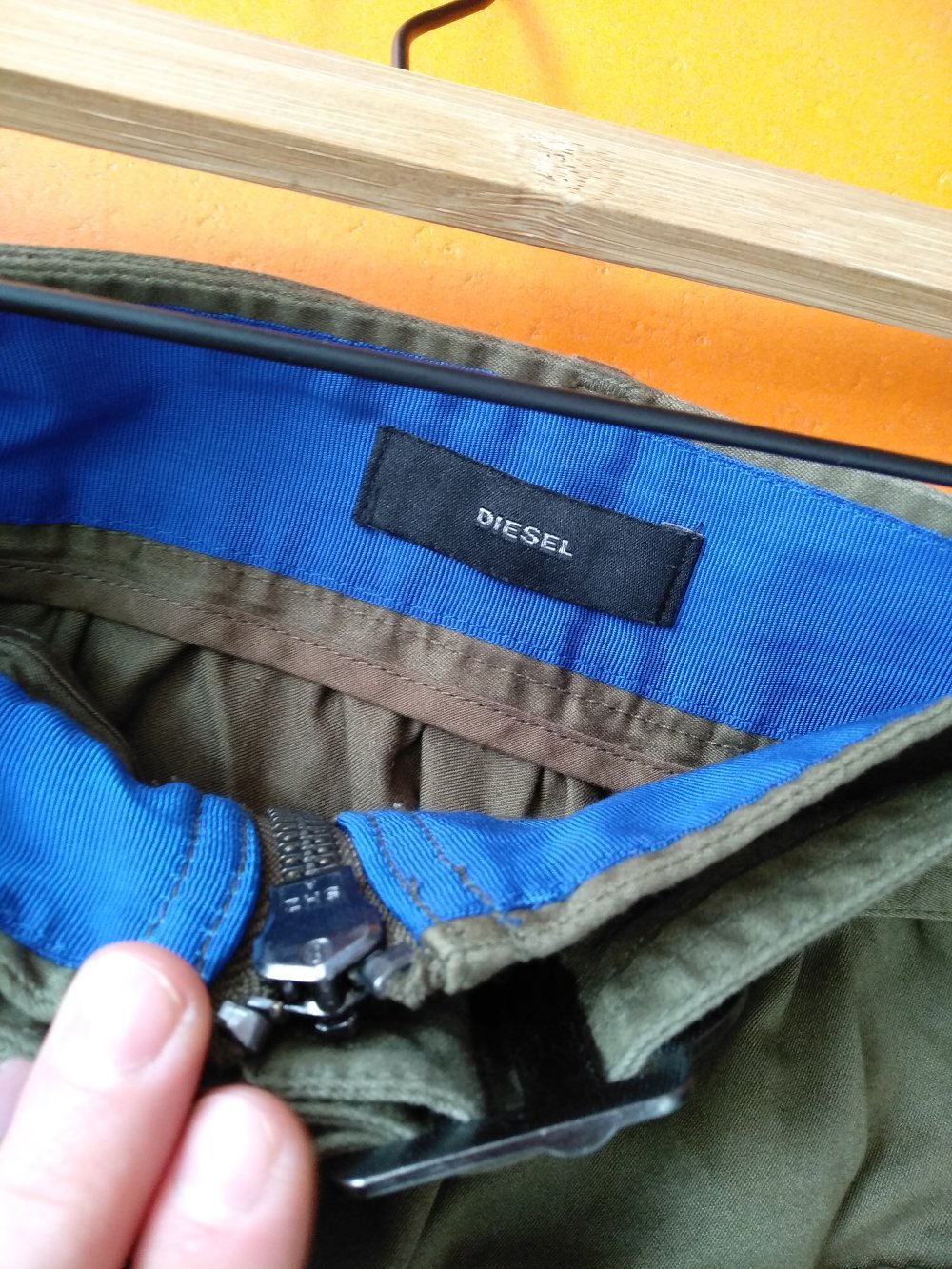 Ausgestellter Ultility Rock