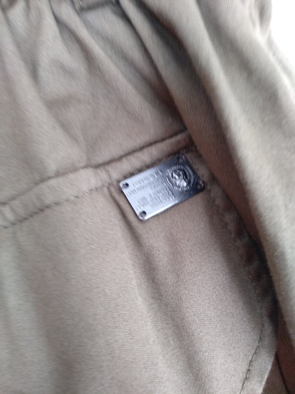 Ausgestellter Ultility Rock