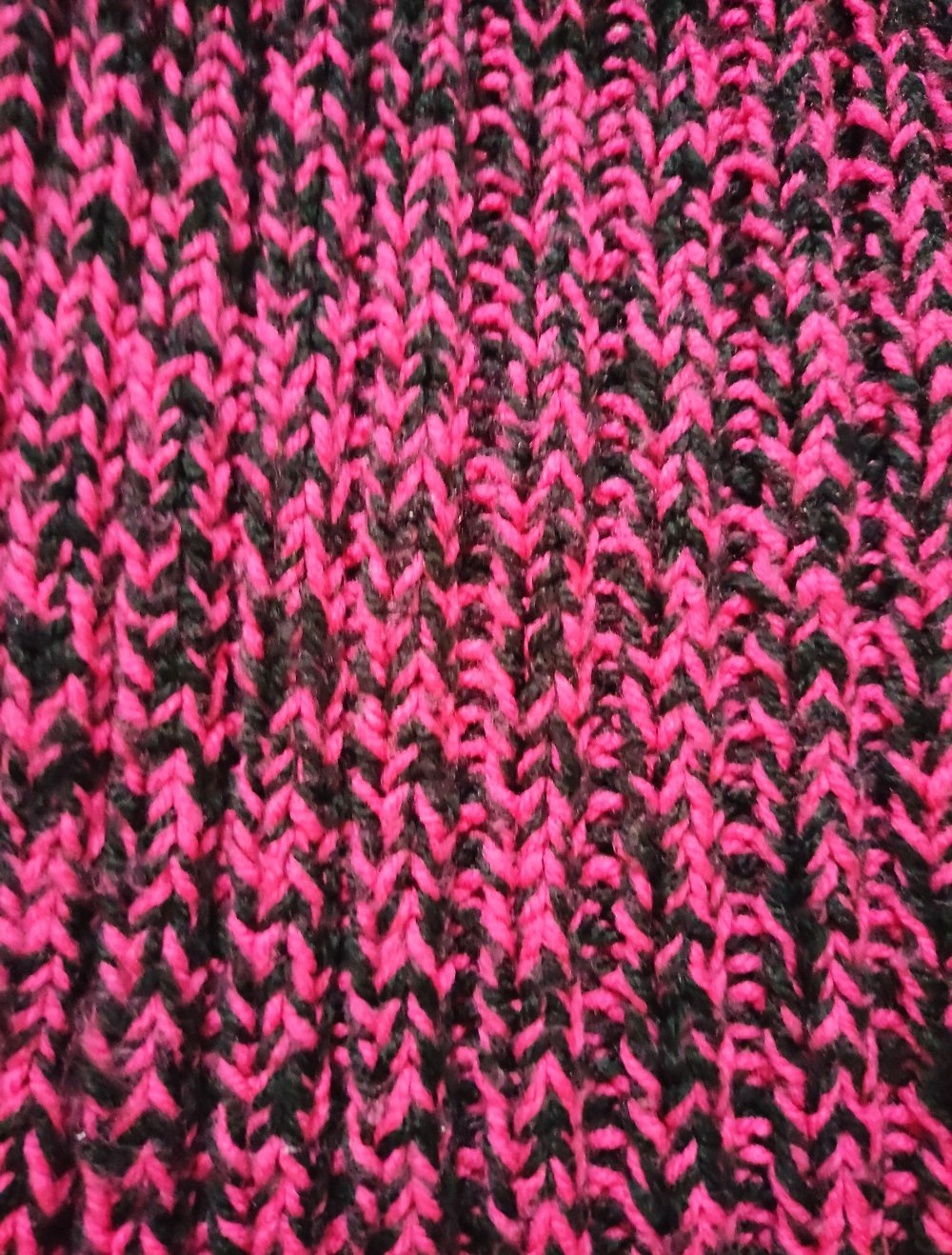 strickloop pink schwarz