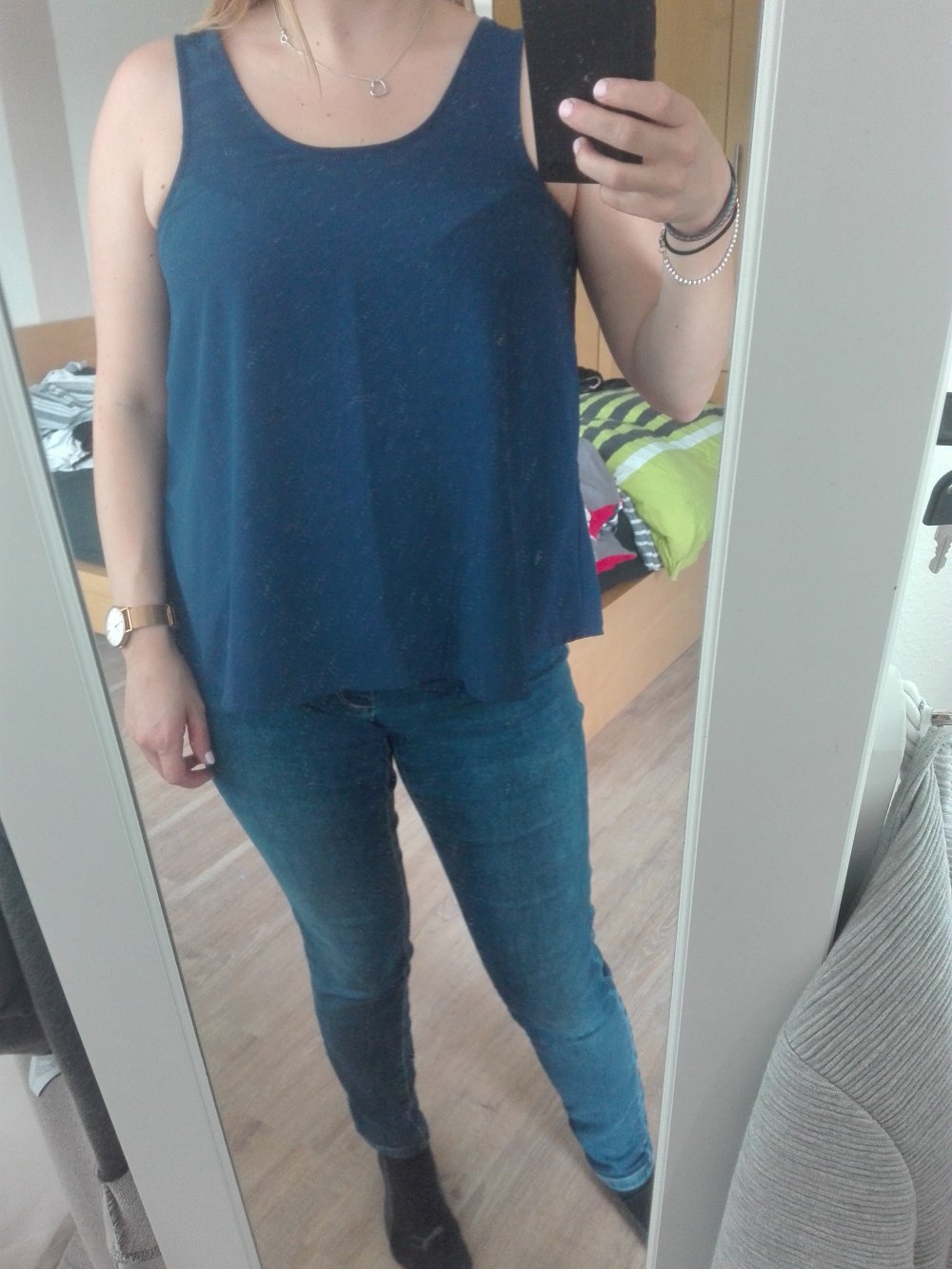 Elegantes Top in blau