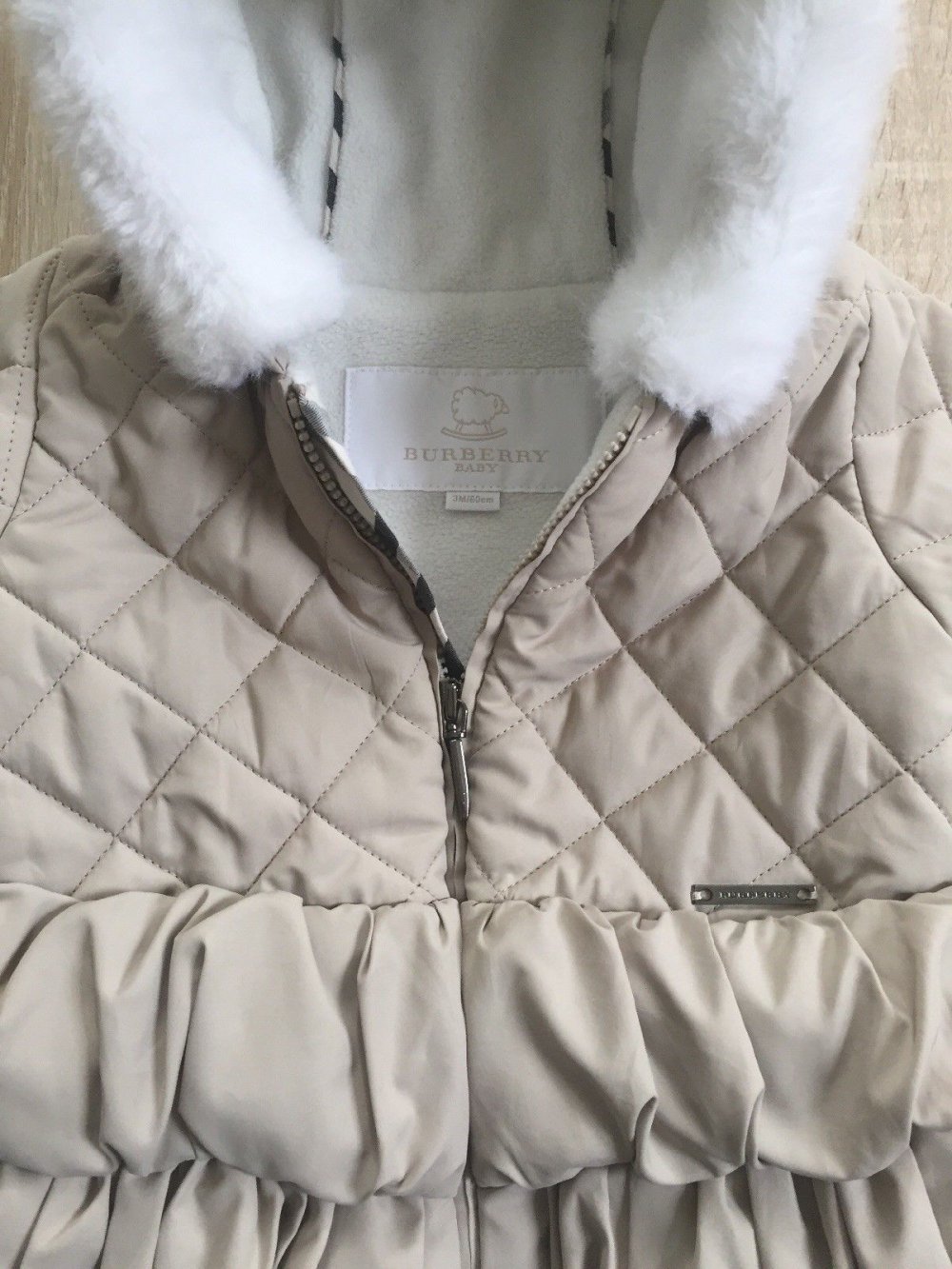 Wunderschöne Jacke Burberry Baby Jacke 62