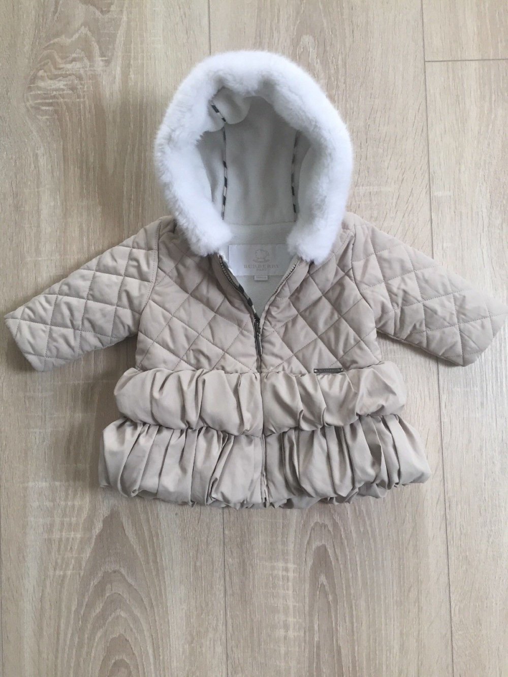 Wunderschöne Jacke Burberry Baby Jacke 62